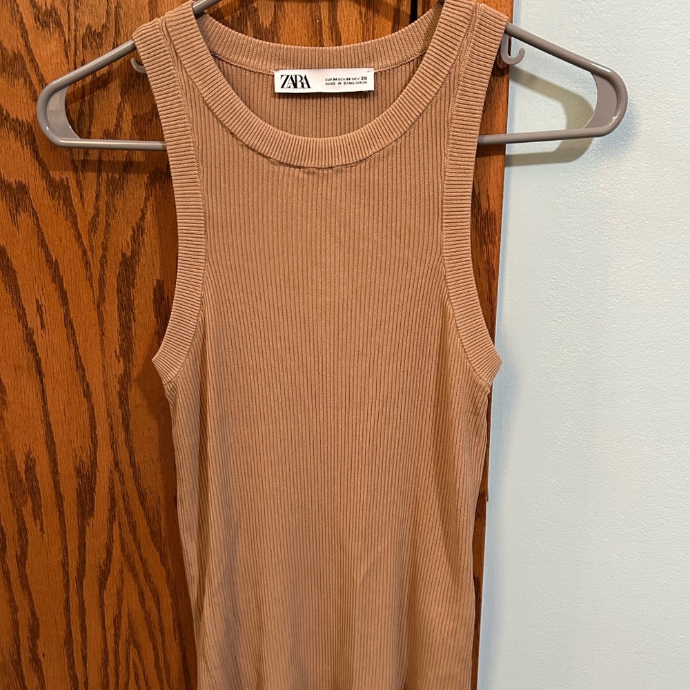 Zara Women's Beige Ribbed Tank Top